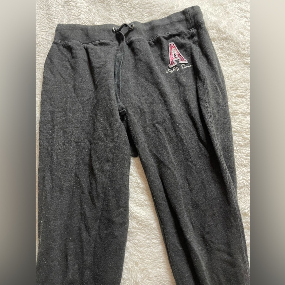 teen girls/women’s Arie sweatpants